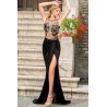 La robe du soir noire et or